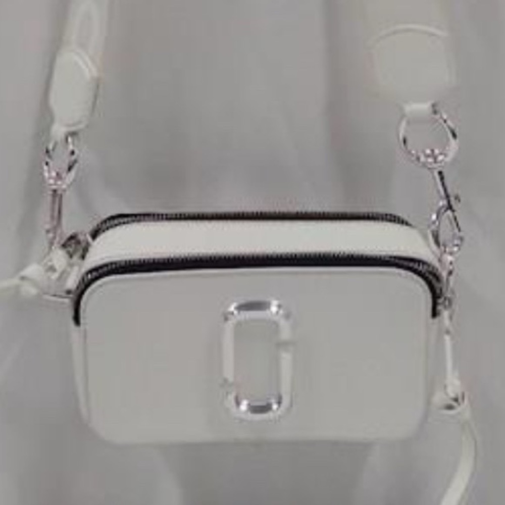 Marc Jacobs White Snapshot Crossbody bag